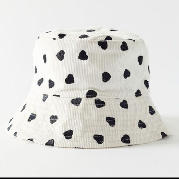 Urban Outfitters Corduroy Heart Bucket Hat - Picture 1 of 5